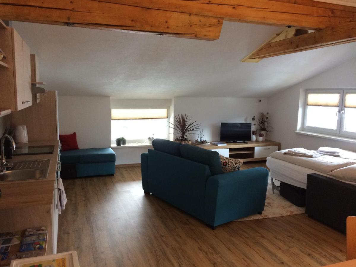 Mawa Apartment Oberhausberg ภายนอก รูปภาพ