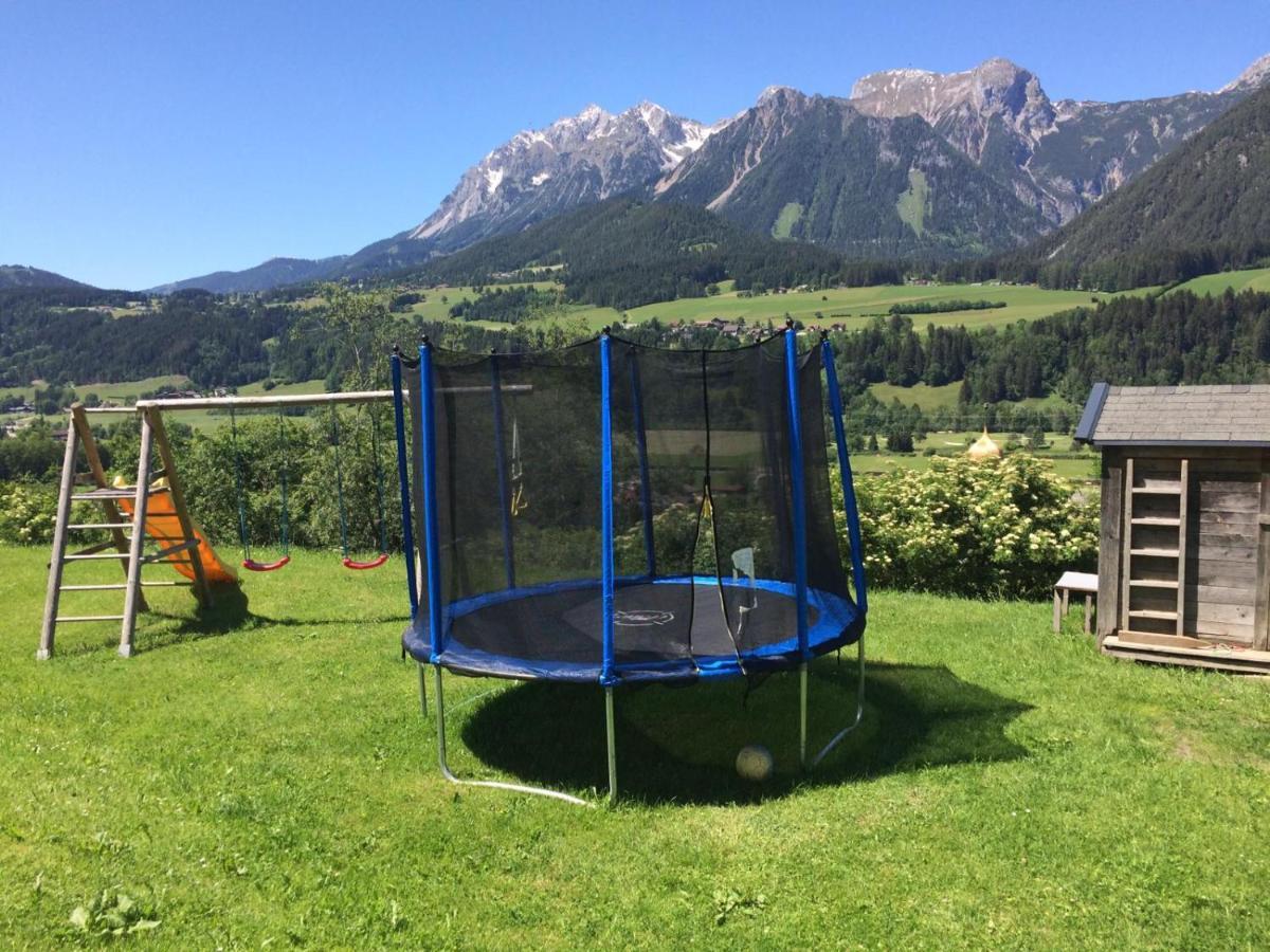 Mawa Apartment Oberhausberg ภายนอก รูปภาพ